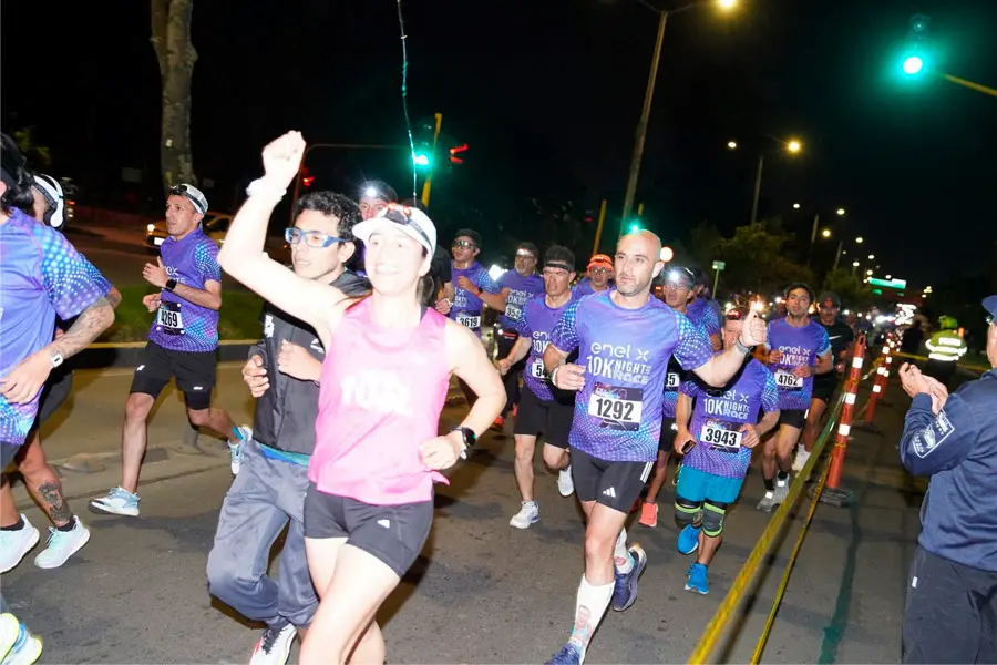Inscríbete a la Enel Night Race 2026 ¡Ya están en marcha los 10K más importantes del año en Bogotá!