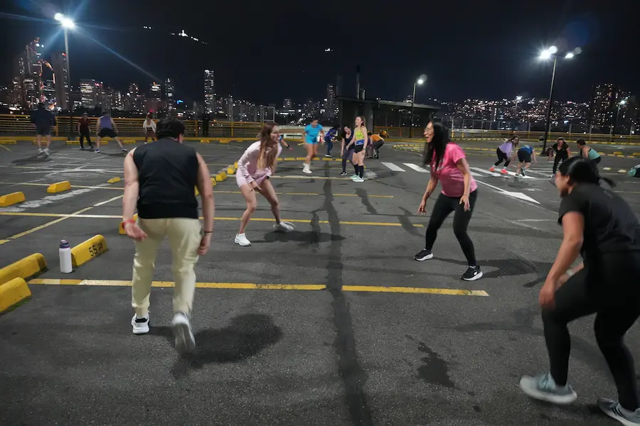 Cómo adaptar tu cuerpo a entrenamientos nocturnos